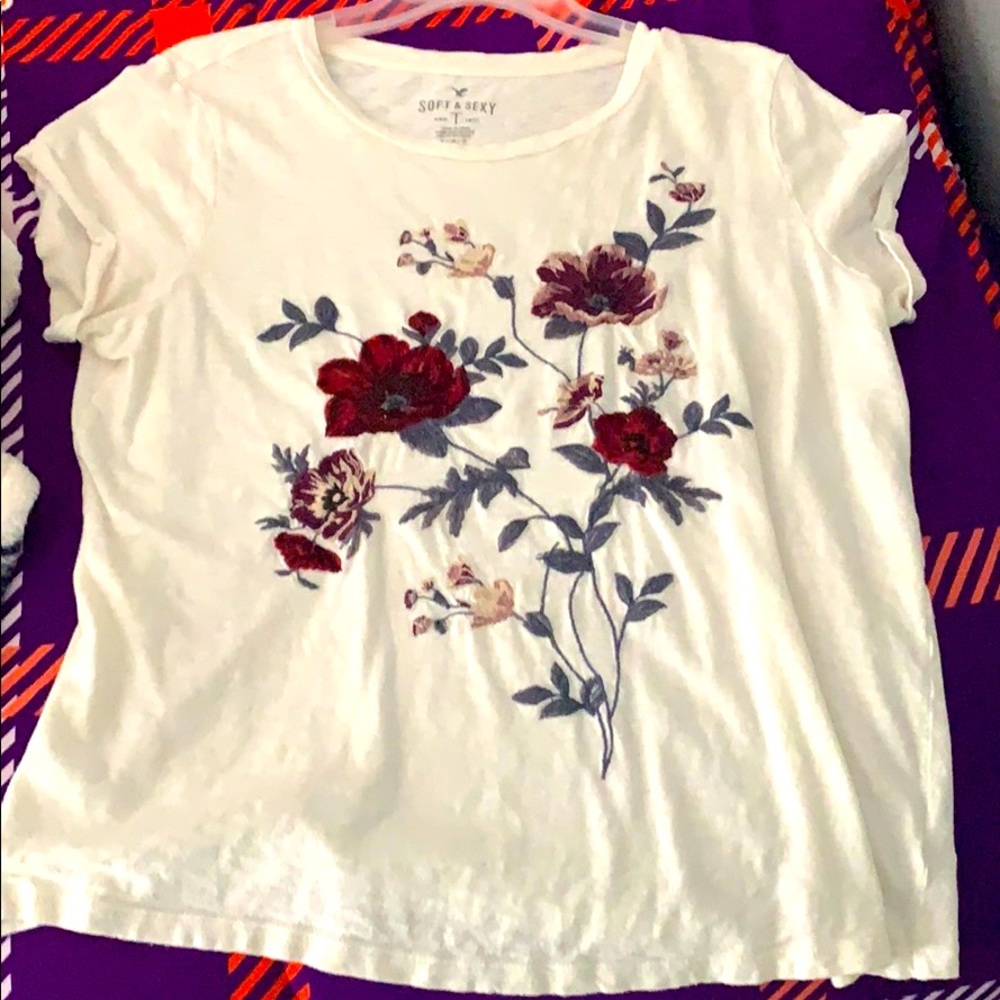 American eagle T-shirt